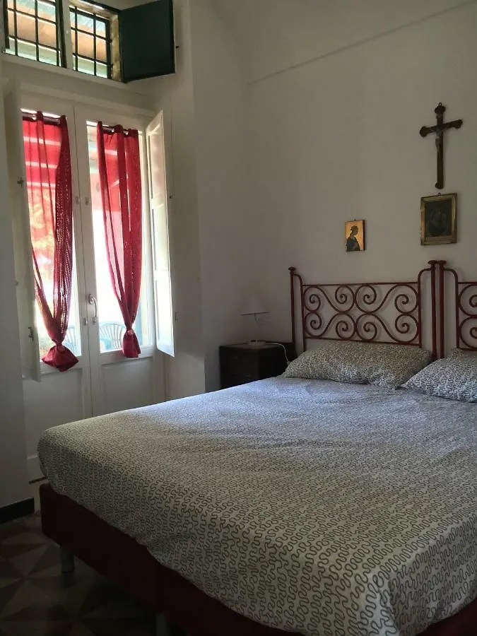 Casale Vignazze Villa Punta Secca