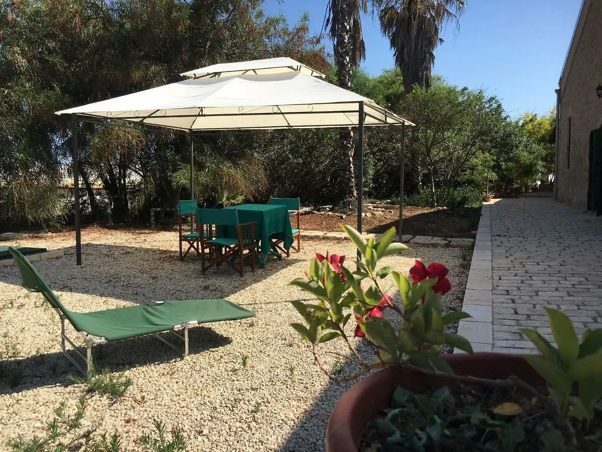 Casale Vignazze Villa Punta Secca İtalya